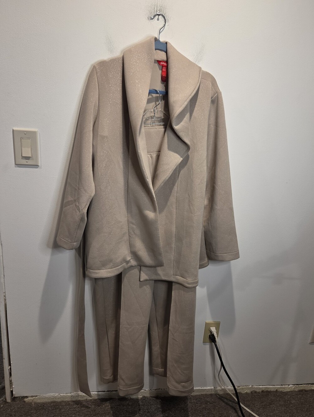 Spanx Size XL/1X Airessentials Cardigan Pants Set Beige Sparkly